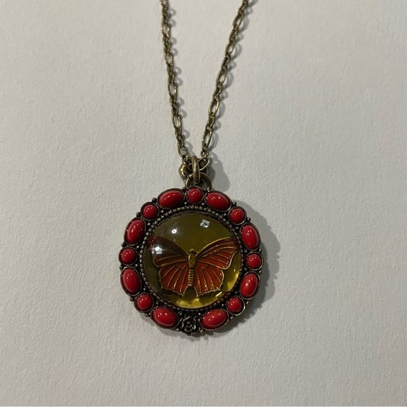 Butterfly Necklace - Picture 2 of 4